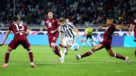 Manuel Locatelli trifft im Derby della Mole für Juventus gegen Torino (02.10.2021)