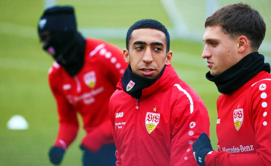 Tiago Tomás im Stuttgarter Training mit Mateo Klimowicz (31.01.2022)