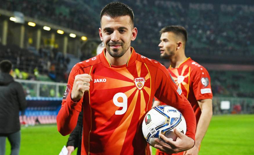 Aleksandar Trajkovski schoss Nordmazedonien mit seinem Tor gegen Italien ins Play-Off-Finale (24.03.2022)