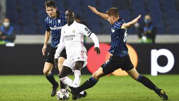 Atalanta Bergamo gegen Real Madrid; Hinspiel (0:1); Marten de Roon, Ferland Mendy, Robin Gosens