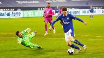 FC Schalke 04 gegen TSG Hoffenheim; Hinspiel (4:0); Oliver Baumann und Matthew Hoppe