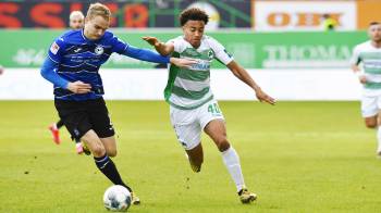 Greuther Fürth gegen Arminia Bielefeld (2:4); Amos Pieper und Jamie Leweling