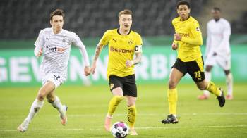 Borussia Mönchengladbach gegen Borussia Dortmund (0:1) Florian Neuhaus, Marco Reus und Jude Bellingham