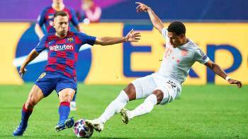 FC Barcelona gegen Bayern München (2:8); Champions League; Jordi Alba und Serge Gnabry